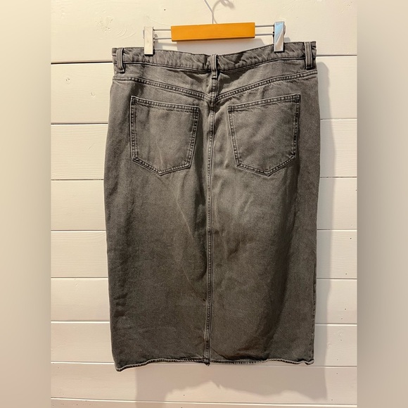 🩶ARKET Grey Denim Midi Skirt – Size 12 (CA) - Picture 9 of 9